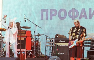Kyiv, Ukraine - May 25, 2013: Performance of THE HARDKISS in celebration of the Day of Kyiv on Kontraktova Square, Kyiv, Ukraine. The Hardkiss (stylised as The HARDKISS) is a Ukrainian progressive-pop band. They are known for their original sound and unique fashion style. The HARDKISS participated in the Ukrainian national selection for the Eurovision Song Contest 2016 with the song "Helpless".The band placed 2nd in the national final